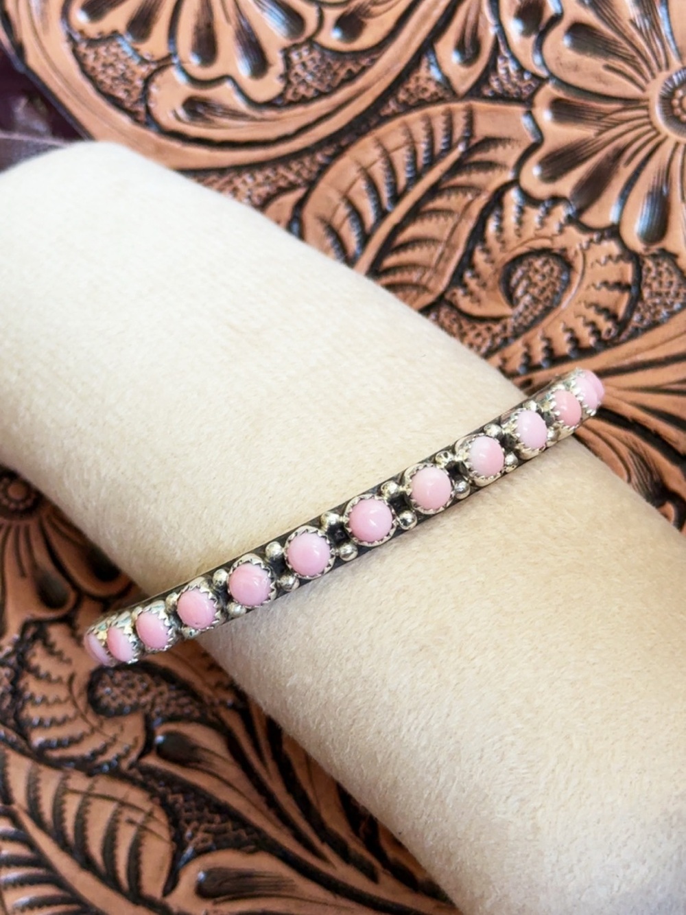 Native made pink conch & Sterling Pink Bangle Bracelet stamped GP SRY - Picture 4 of 5